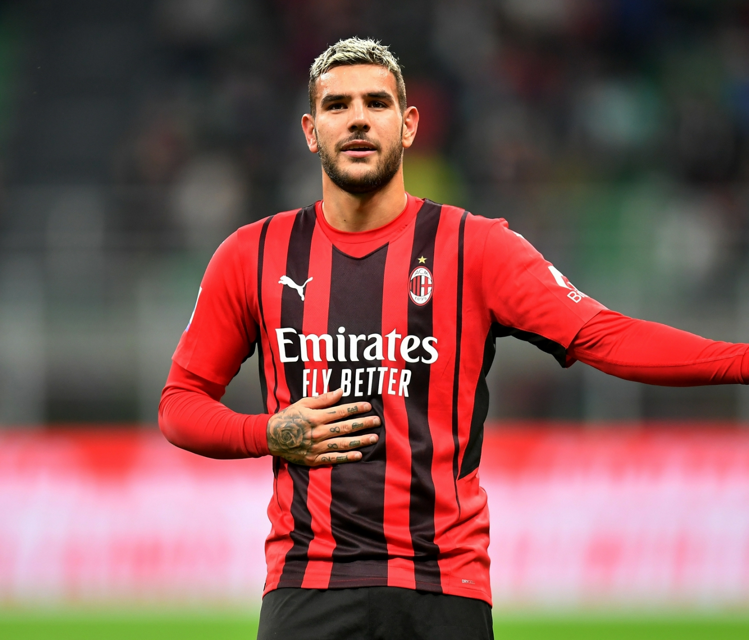 九游网页版入口-AC米兰赛后伤情更新，志在欧联名次提升，信心回归，更衣室氛围转暖的简单介绍