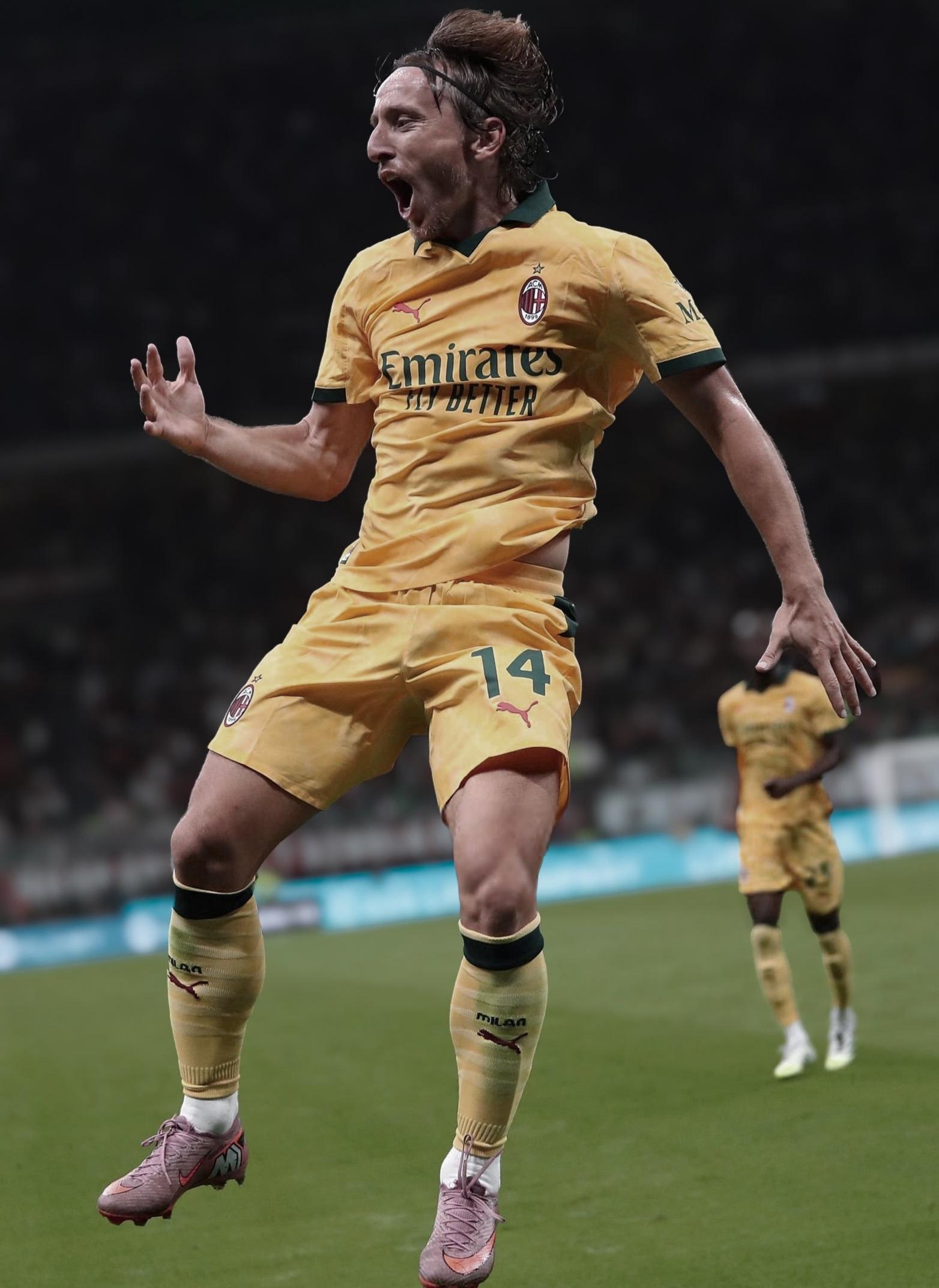 Jiuyou Sports-今夜AC米兰调整名单以备意大利杯，复出首秀环节打磨，话题不断，身体对抗强度拉满的简单介绍