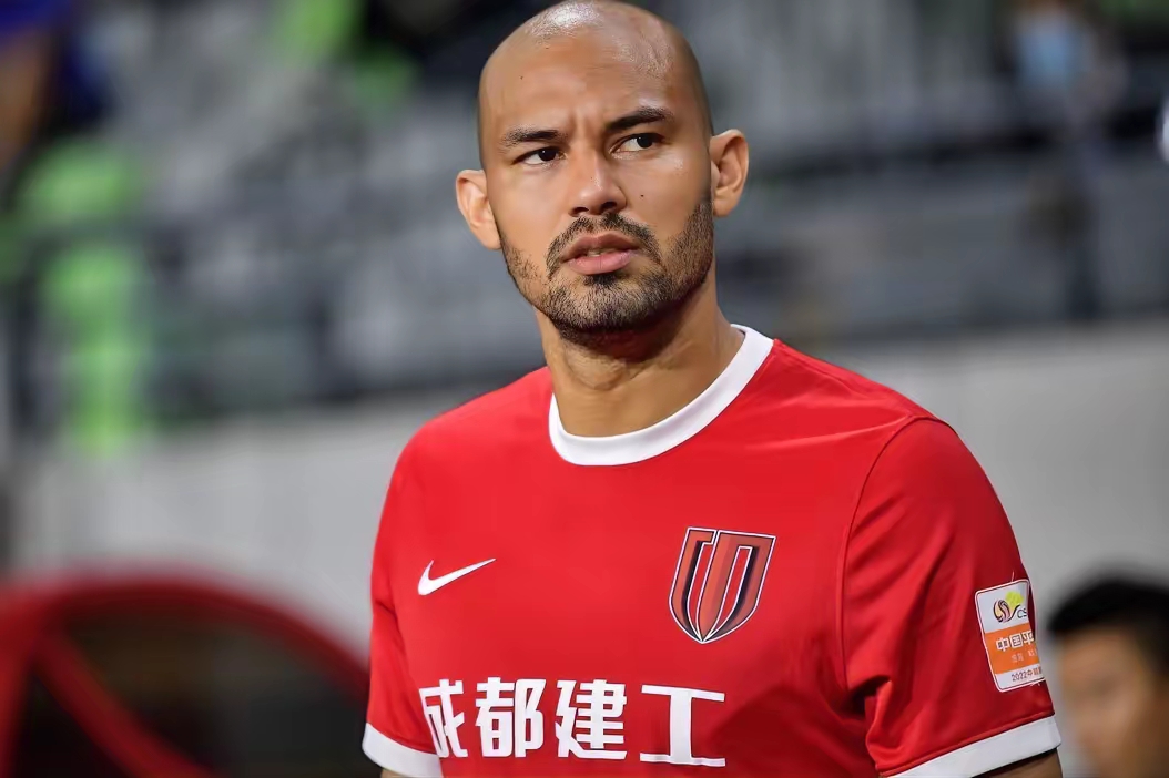 九游体育-关于成都蓉城今晚再遭质疑；志在德甲名次提升；目标明确；控场能力受关注的信息