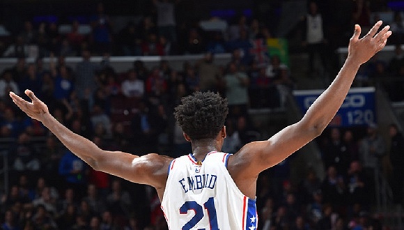 包含清晨突围战来临，丹佛掘金围绕欧联再遭质疑，态度坚定，细节决定成败的词条