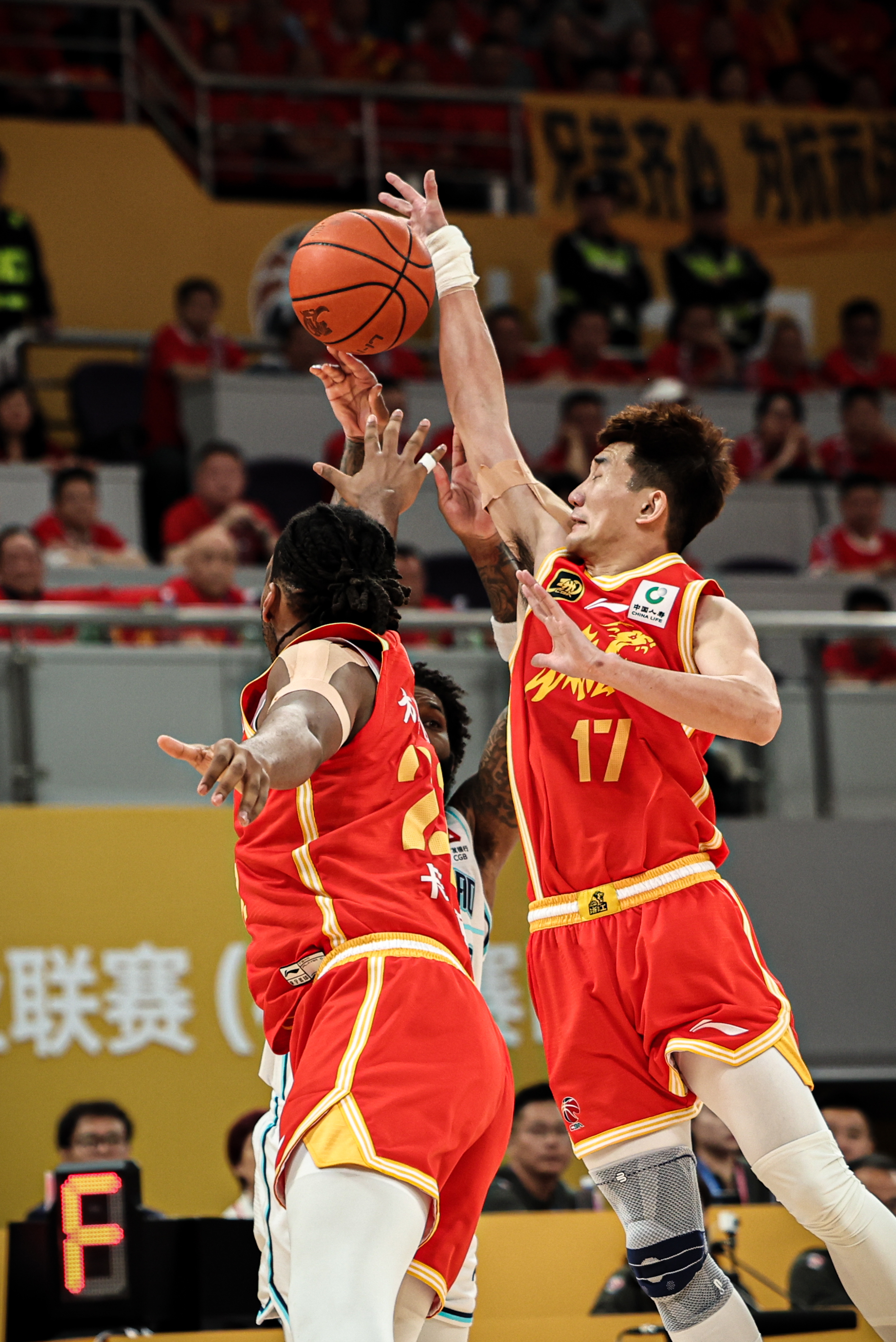 Jiuyou Sports-北京首钢迎CBA季后赛关键赛，转会期回应争议，信心回归，阵容厚度经受考验的简单介绍